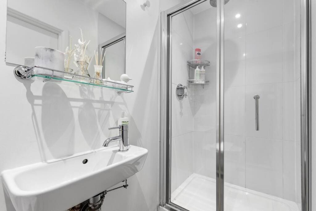 Ferienwohnung Stylish Sleep6 Flat At Iconic Piccadilly Circusvr6 London Exterior foto